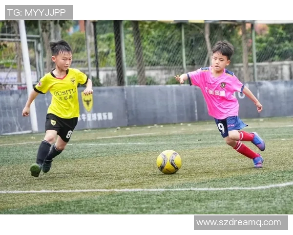 从小球场到世界舞台足球明星成长历程精彩回顾视频 从小球场到世界舞台足球明星成长历程精彩回顾视频
